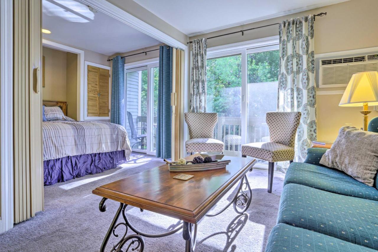Lake Getaway Walk Across Street To Private Beach! Gilford Extérieur photo